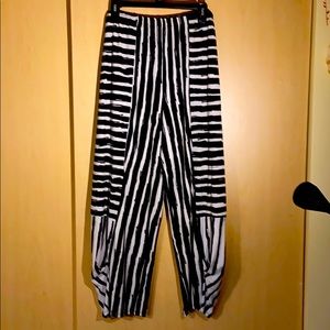 Pull up wide leg pants